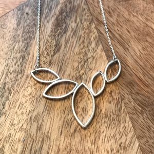 Silver leaf Necklace